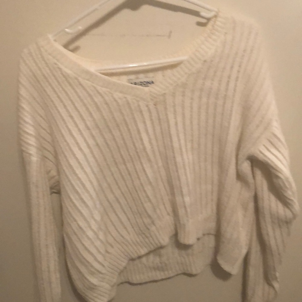 Cropped cream sweater